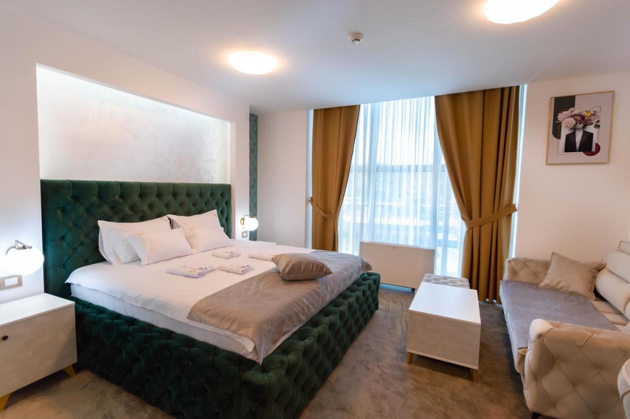 Hotel Ideal Deluxe Novi Pazar Bagian luar foto