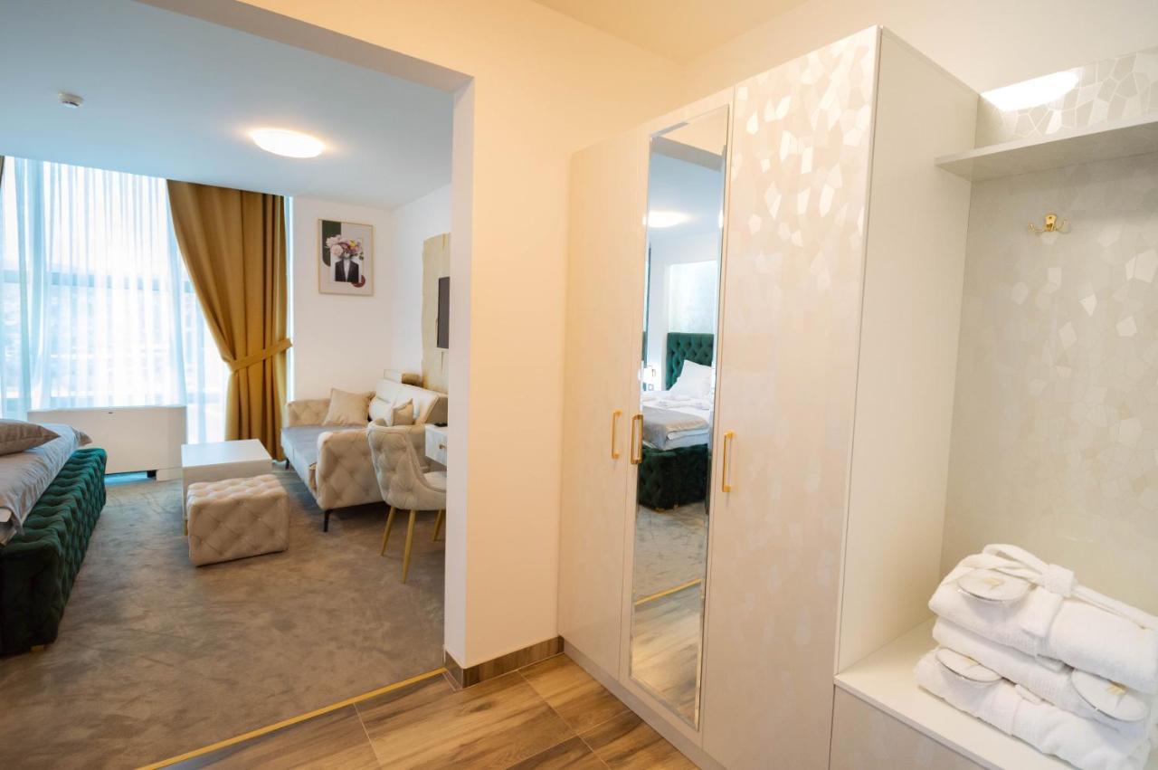 Hotel Ideal Deluxe Novi Pazar Bagian luar foto